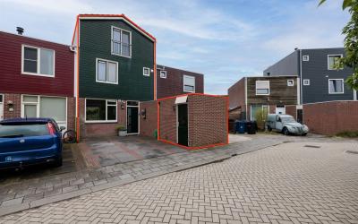 Moergestels. 12
