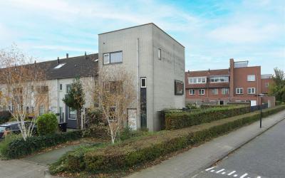 Jan Rijksen. 153
