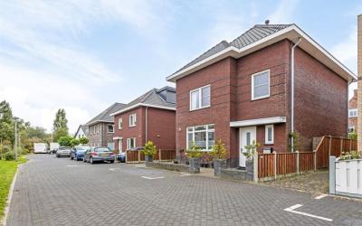 Anzarstraat 8