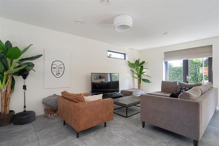 Vrijstaande woning te koop: Nikestraat 3, Almere