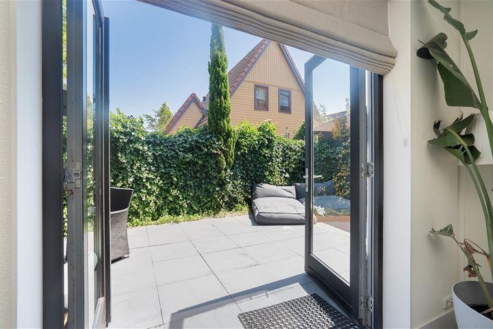 Vrijstaande woning te koop: Nikestraat 3, Almere