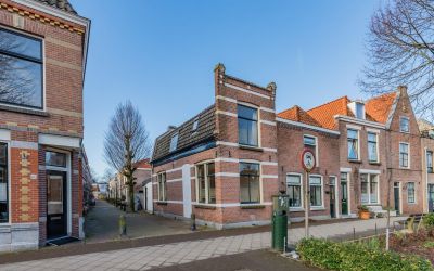 Emmastraat 2