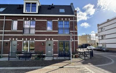 Fort Heemst. 37