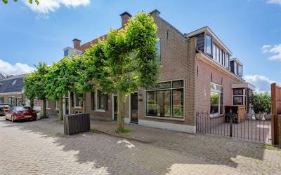 Dorpsstraat 104