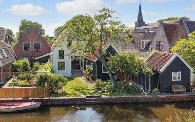 Dorpsstraat 15