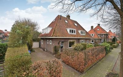 Constantijn. 28