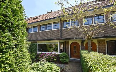 Huibert van. 14
