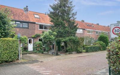 B. van Rooijenstraat 64