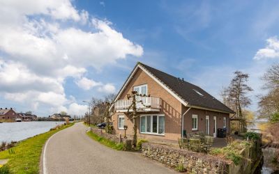 de Hoef Wes. 49-A