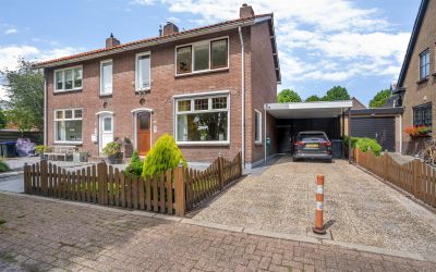 van Dijklaan 21