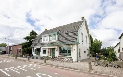 Aalsmeerder. 71