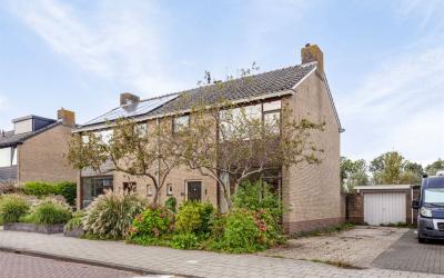 Overweerse. 89
