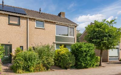 Overweerse. 93