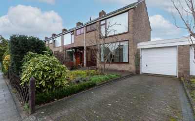 Overweerse. 30