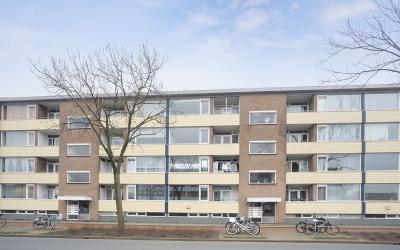 Van IJsendi. 32