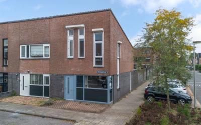 Milongastraat 25