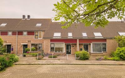 Vredehof 24