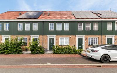 Zwaluwstraat 25