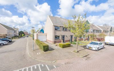 Kleine Werf 12
