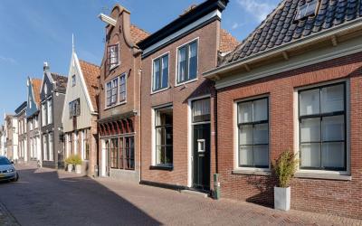 Rechtestraat 44