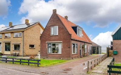 Dorpsstraat 14