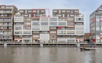 Het Dok 37