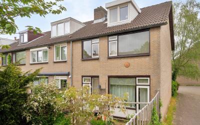 Praamstraat 24