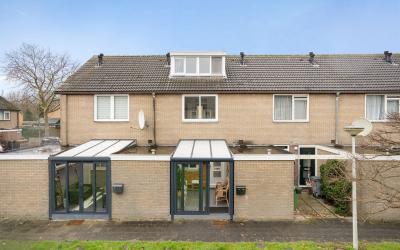 Pinasstraat 8