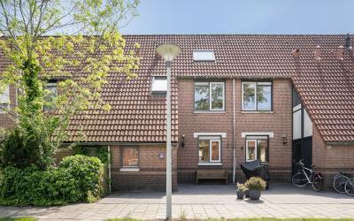 Oldebroekst. 43