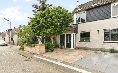 Fie Carelsenhof 22