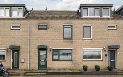 Aagje Deken. 13