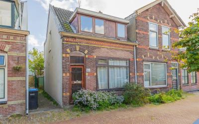Warmoesstraat 81