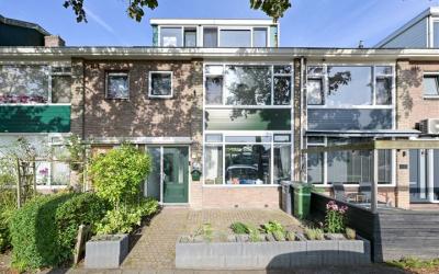 Leliestraat 25