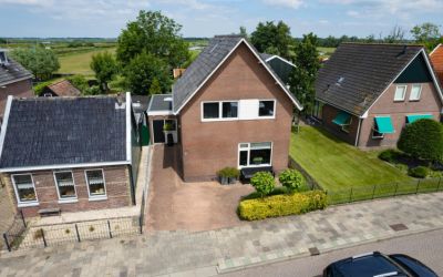 Dorpsstraat 301