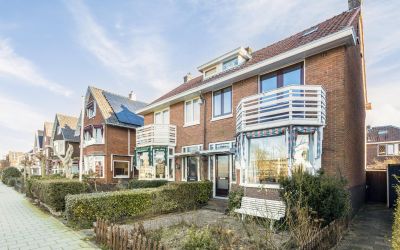 Parallelweg 22