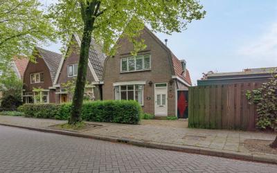 Breestraat 84