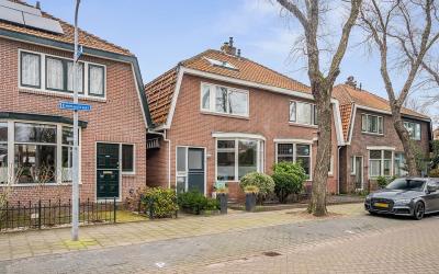 Emmastraat 8