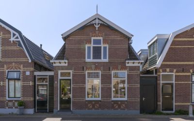 Wilhelminas. 80