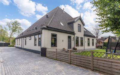 Dorpsstraat 739