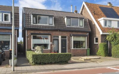 Dorpsstraat 892