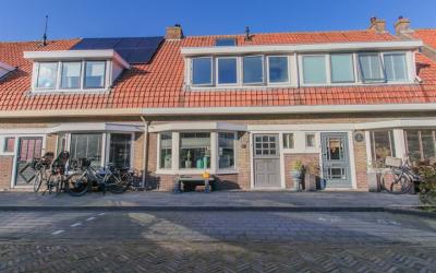 Lange Tuins. 10