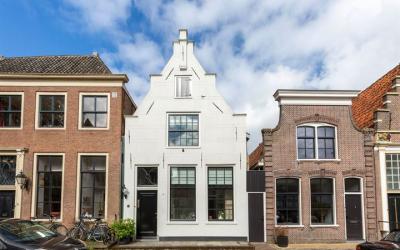 Breedstraat 64