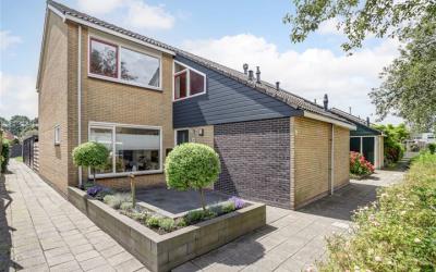 Sluisdeur 40