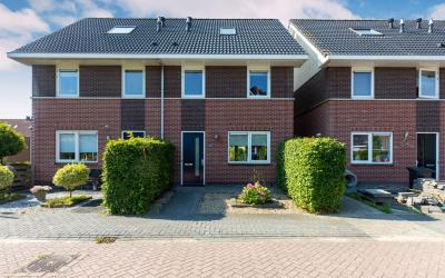 Stolp 10