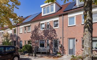 van Beijere. 77