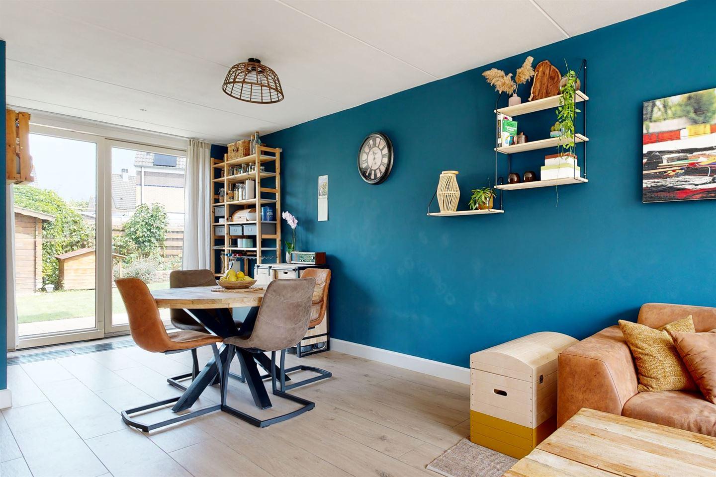 Hoekwoning te koop: Dvořákhof 22, Hoorn