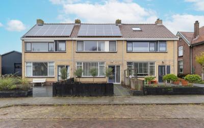 Oude Hoorns. 6-A