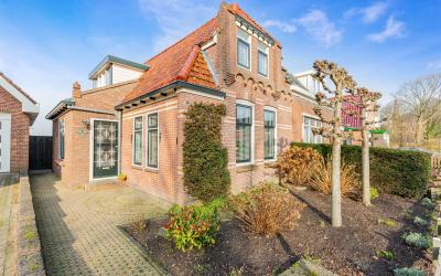 Dorpsstraat 37