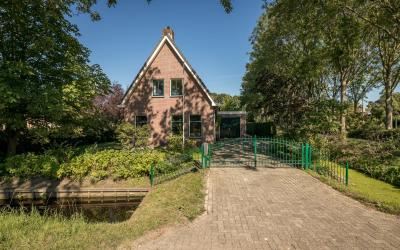 Dorpsstraat 15
