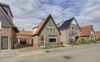van Velzens. 24